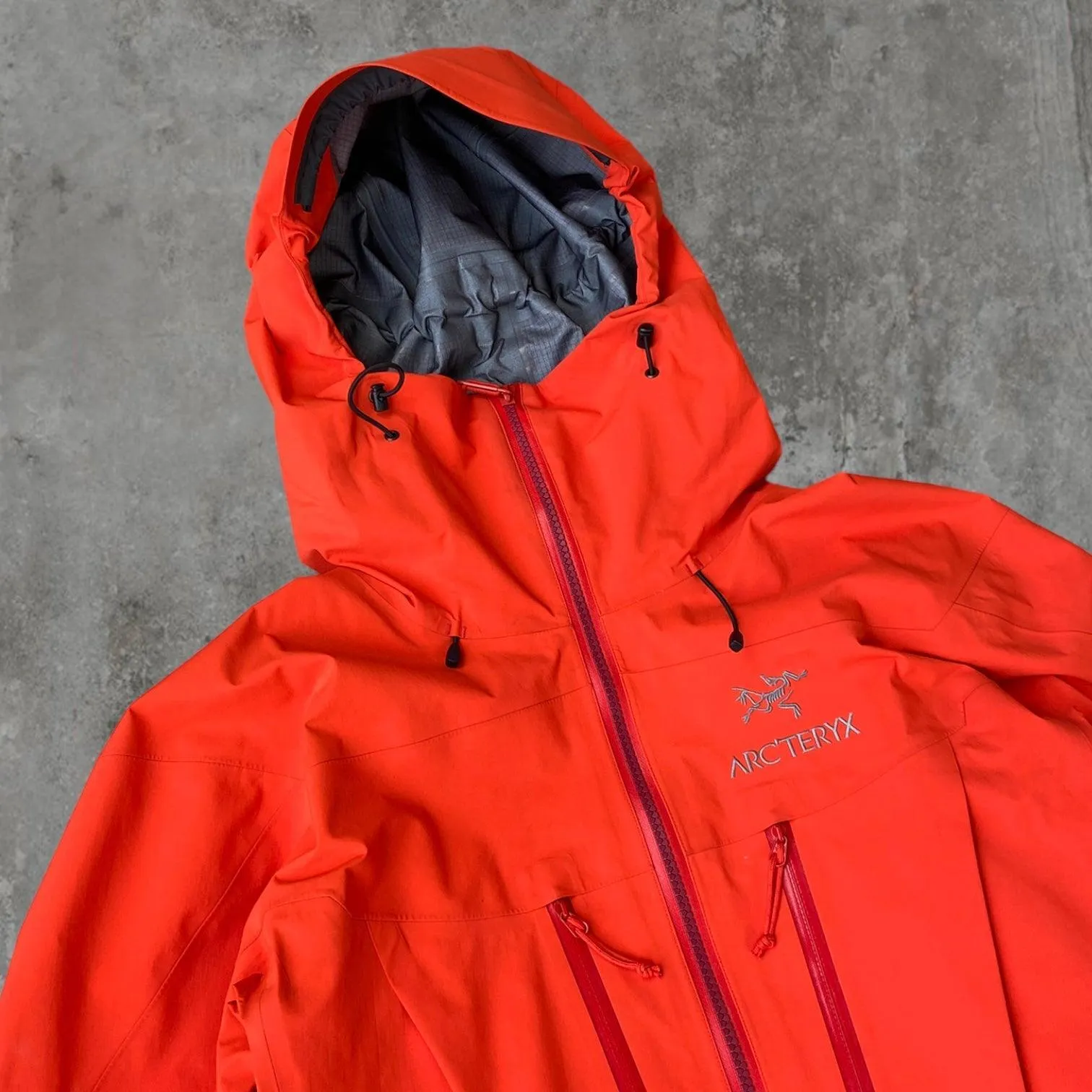 ARCTERYX ALPHA SV GORETEX JACKET - M