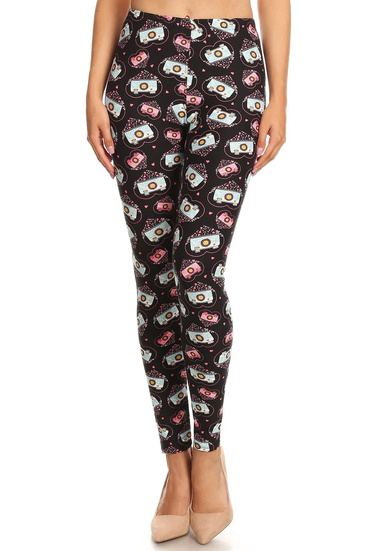 Women's 3 X 5X Camera with Hearts Pattern Printed Leggings